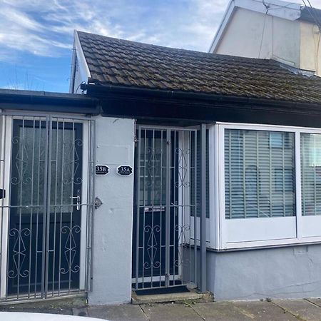 Beautiful 3-Bed Apartment In Merthyr Tydfil Esterno foto